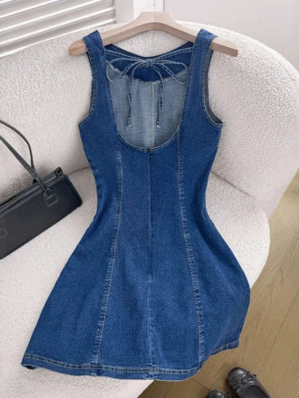 Blue Denim V-Neck Sleeveless A-Line Dress Size M – Casual Midi Dress